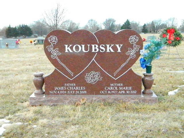 Completed custom granite memorial by Pulverente Monument Company