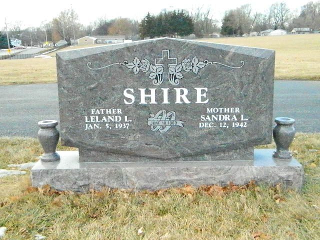 Completed memorial 28 by Pulverente Monument Company