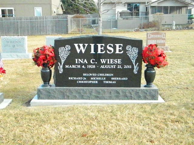 Completed memorial 37 by Pulverente Monument Company